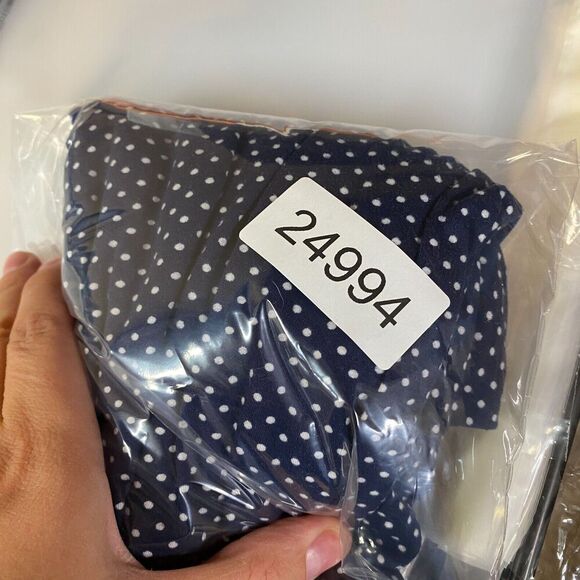 LulaRoe Top Women M Medium Blue Polka Dot Long Sleeve Round Neck Pullover Casual - Picture 9 of 9